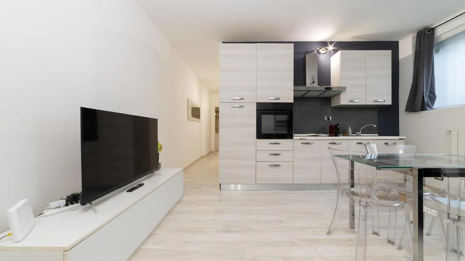 شقة Appartamento Zona San Siro ميلان